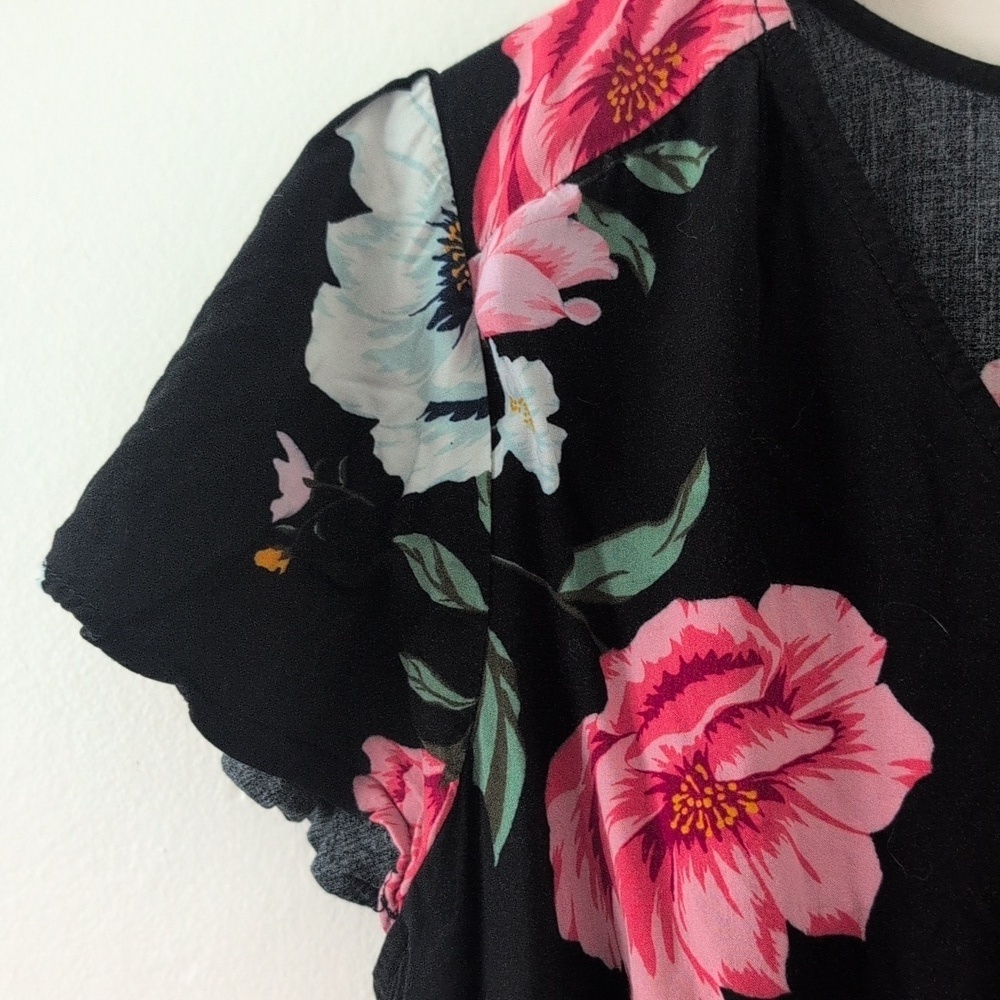Old Navy Black Dress Pink & Blue Floral Flutter Short Sleeve Pull On Sz M - Picture 4 of 7